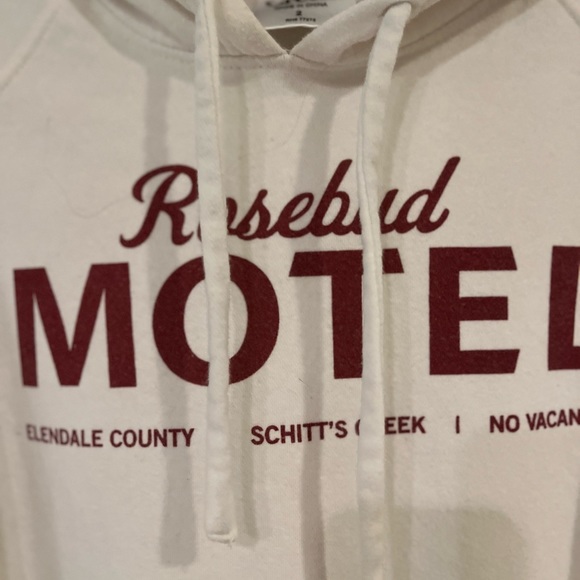 Schitts Creek cream Rosebud Hotel long sleeved sweatshirt. - Picture 6 of 6